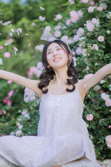 大龄剩女找小伙解决需求